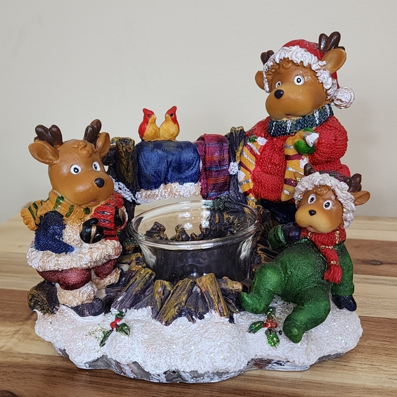 Festive Reindeer Christmas Candle Holder - Picture 13 of 15
